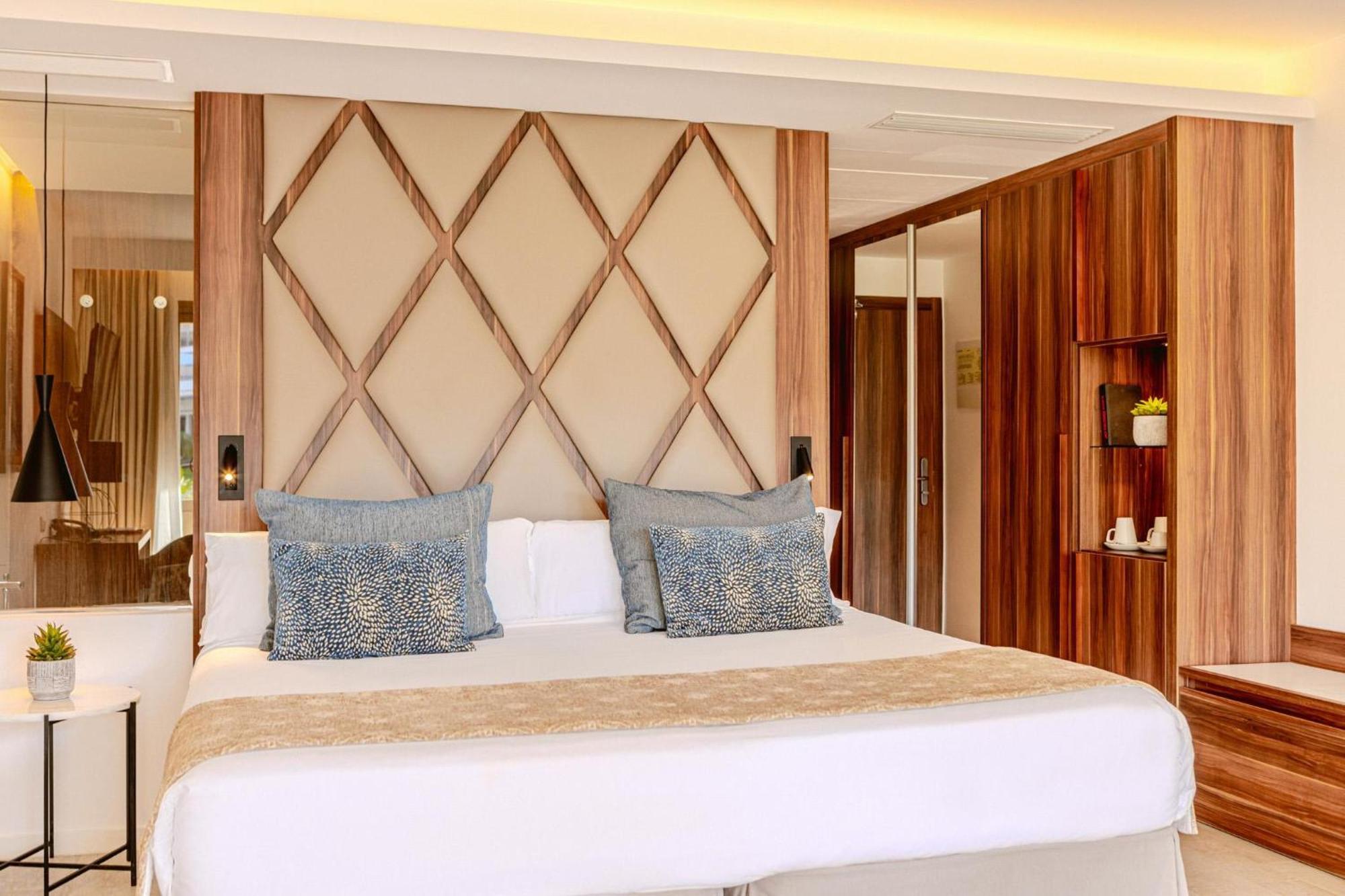 Zafiro Palace Palmanova ภายนอก รูปภาพ